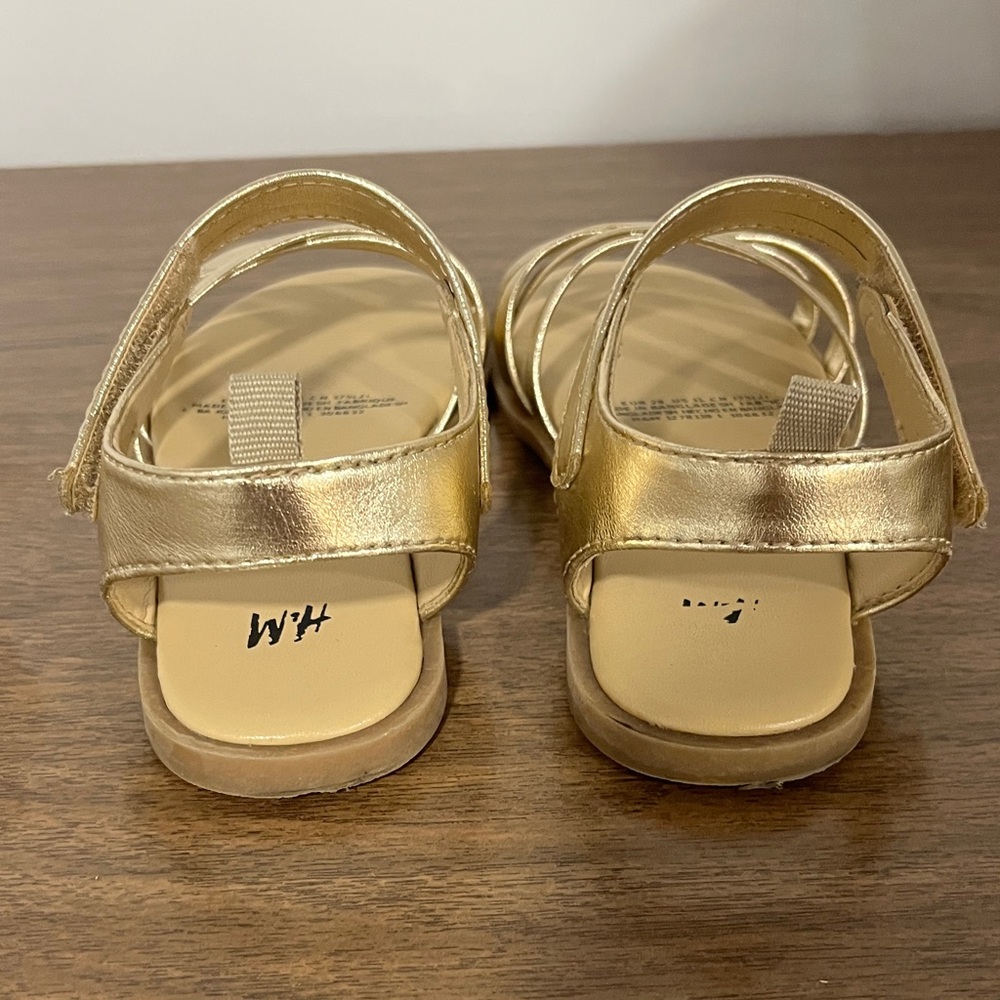 H&M Gold Strappy Kids Sandals - Picture 5 of 8